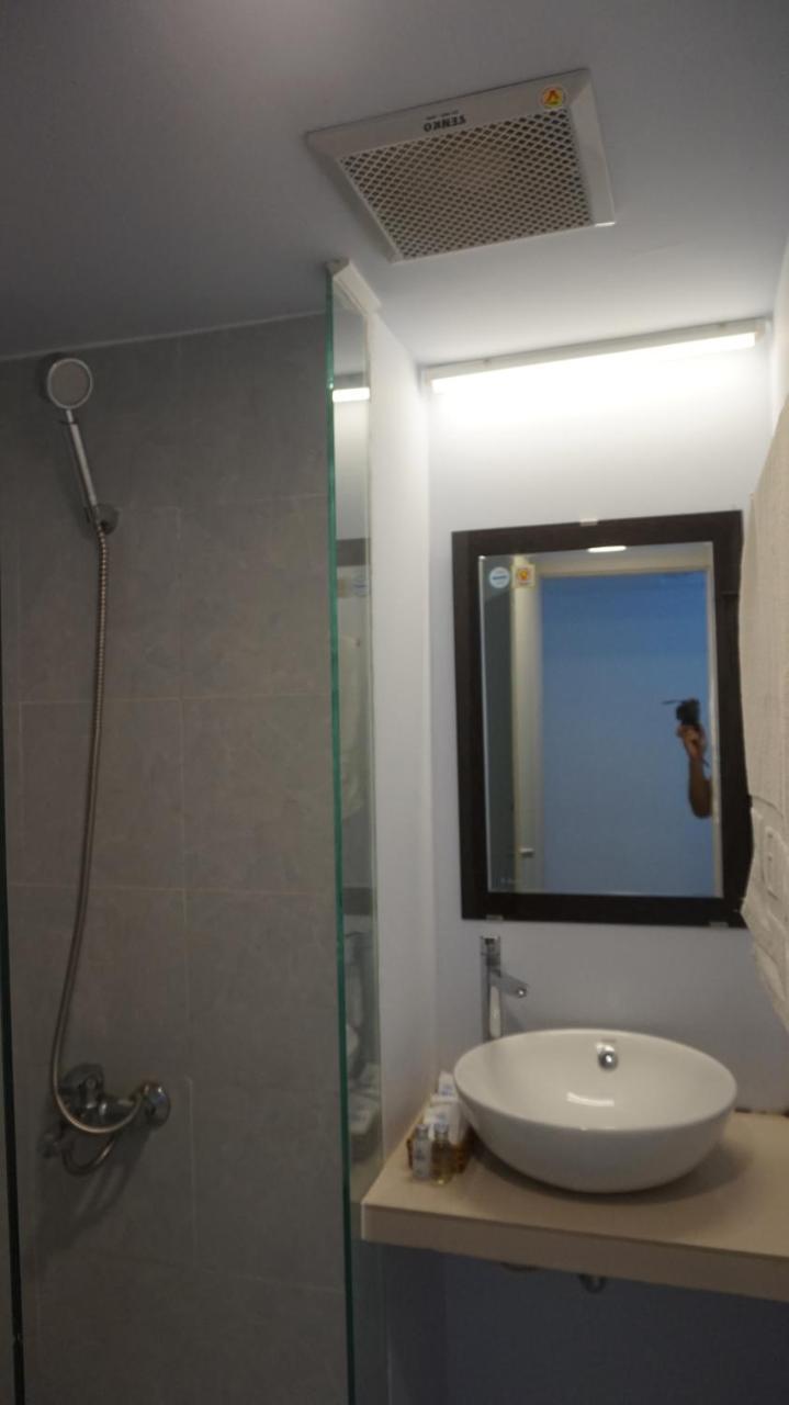 Emis Hotel Phu Quoc Luaran gambar